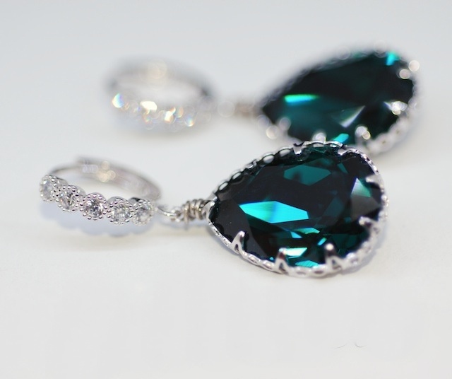 Wedding Bridesmaid Earrings Bridal Jewelry Cubic Zirconia Wedding Bridesmaid Earrings Bridal Jewelry Cubic Zirconia Detailed Earring Hook With Swarovski Emerald Green Teardrop Crystal E333
