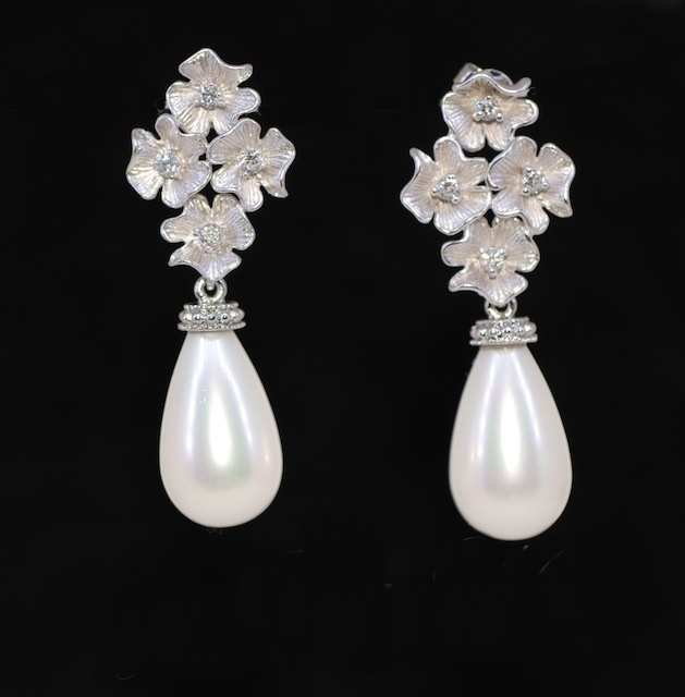 Matt Silver Flower Earring With Off White S Based Briolette Pearl Wedding Jewelry Bridal Earrings Bridesmaid Moh Gift E360 Matt Silver Flower Earring With Off White S Based Briolette Pearl Wedding Jewelry Bridal Earrings Bridesmaid Moh Gift E360