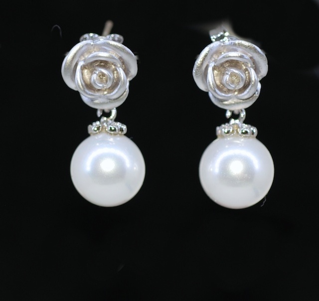 Wedding Earrings, Bridesmaid Earrings, Matt Rose Earring With Round White Pearl (e375)